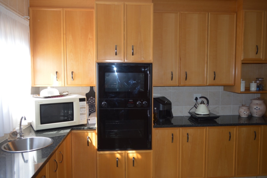 3 Bedroom Property for Sale in Wilkoppies North West